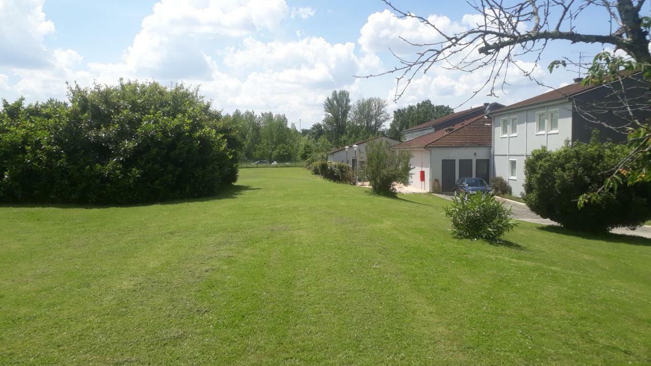 Hotel - Restaurant Du Lac - Agen Boé Eksteriør bilde