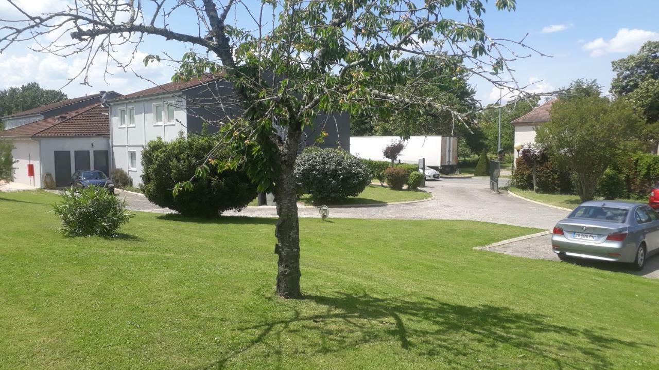Hotel - Restaurant Du Lac - Agen Boé Eksteriør bilde